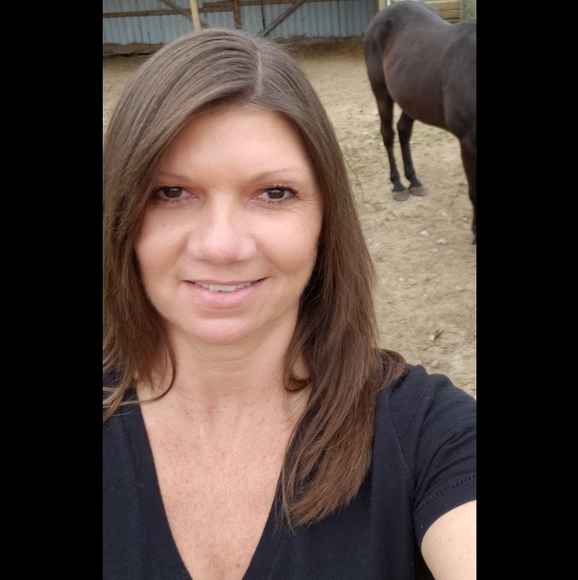 Meet your Posher, Carree - Picture 2 of 2